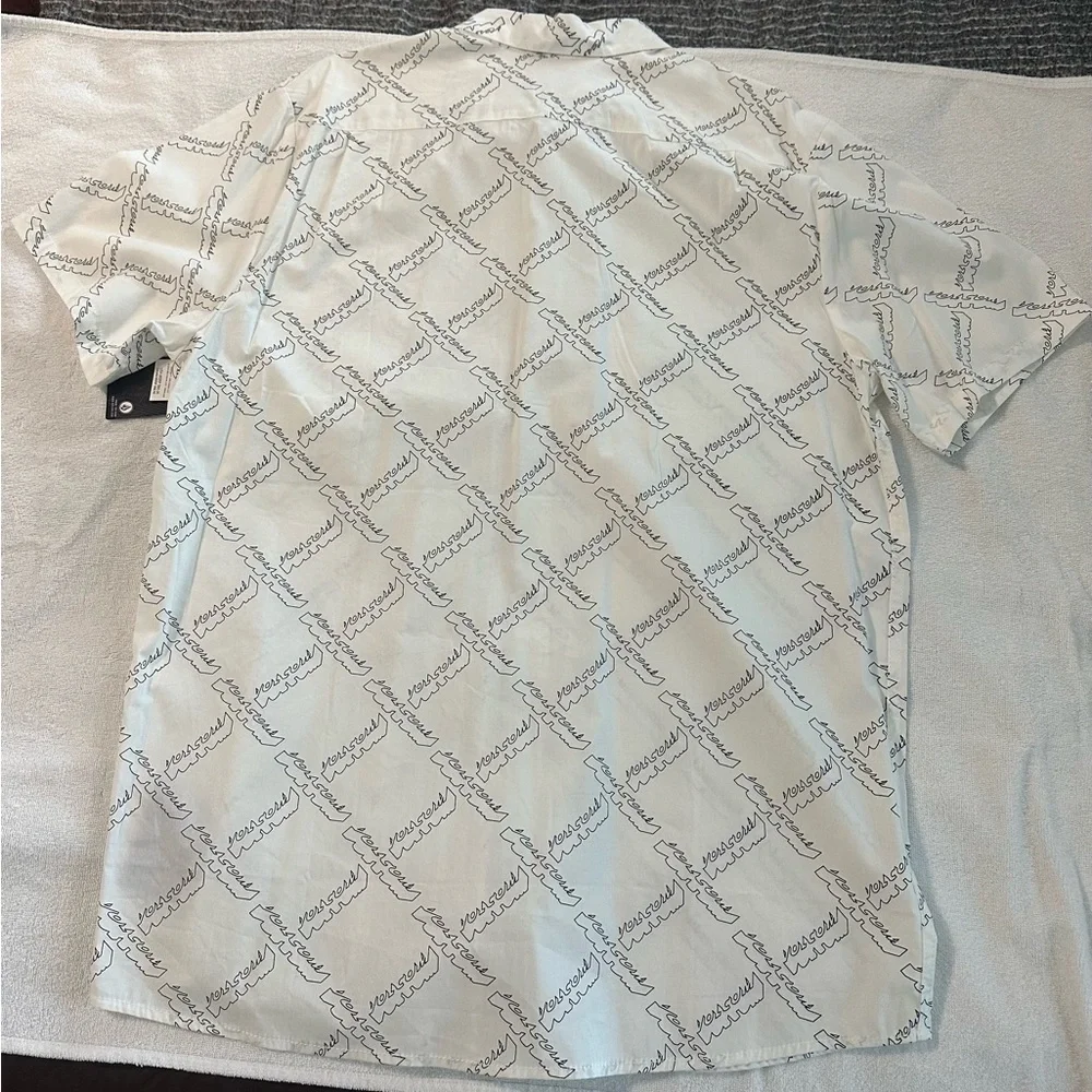 NWT Volcom Men’s High Ball Short Sleeve Button-Up Shirt - Size XXL‎